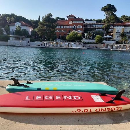 Apartments Petra Mali Losinj Exterior photo