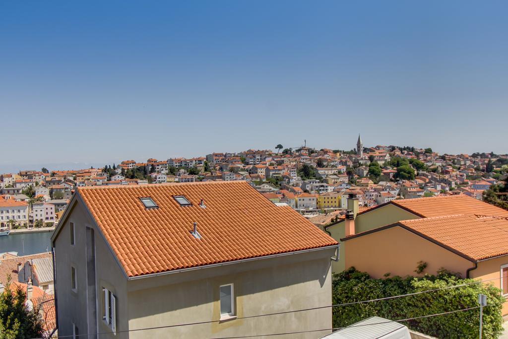 Apartments Petra Mali Losinj Exterior photo