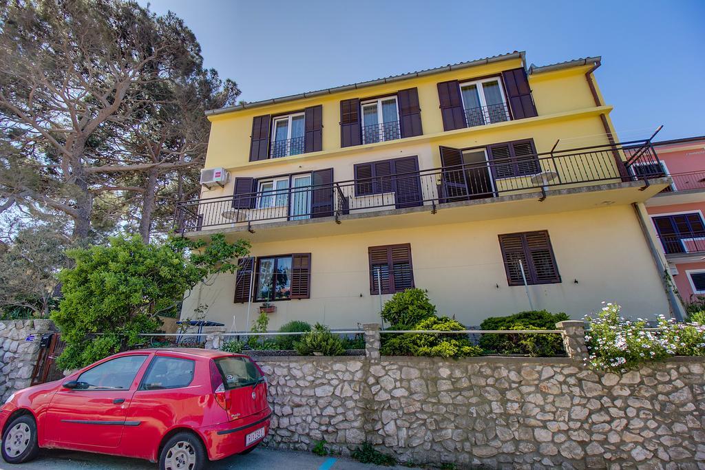 Apartments Petra Mali Losinj Exterior photo
