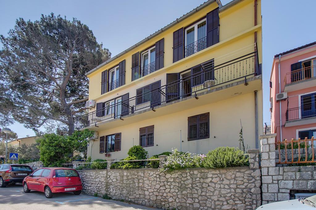 Apartments Petra Mali Losinj Exterior photo